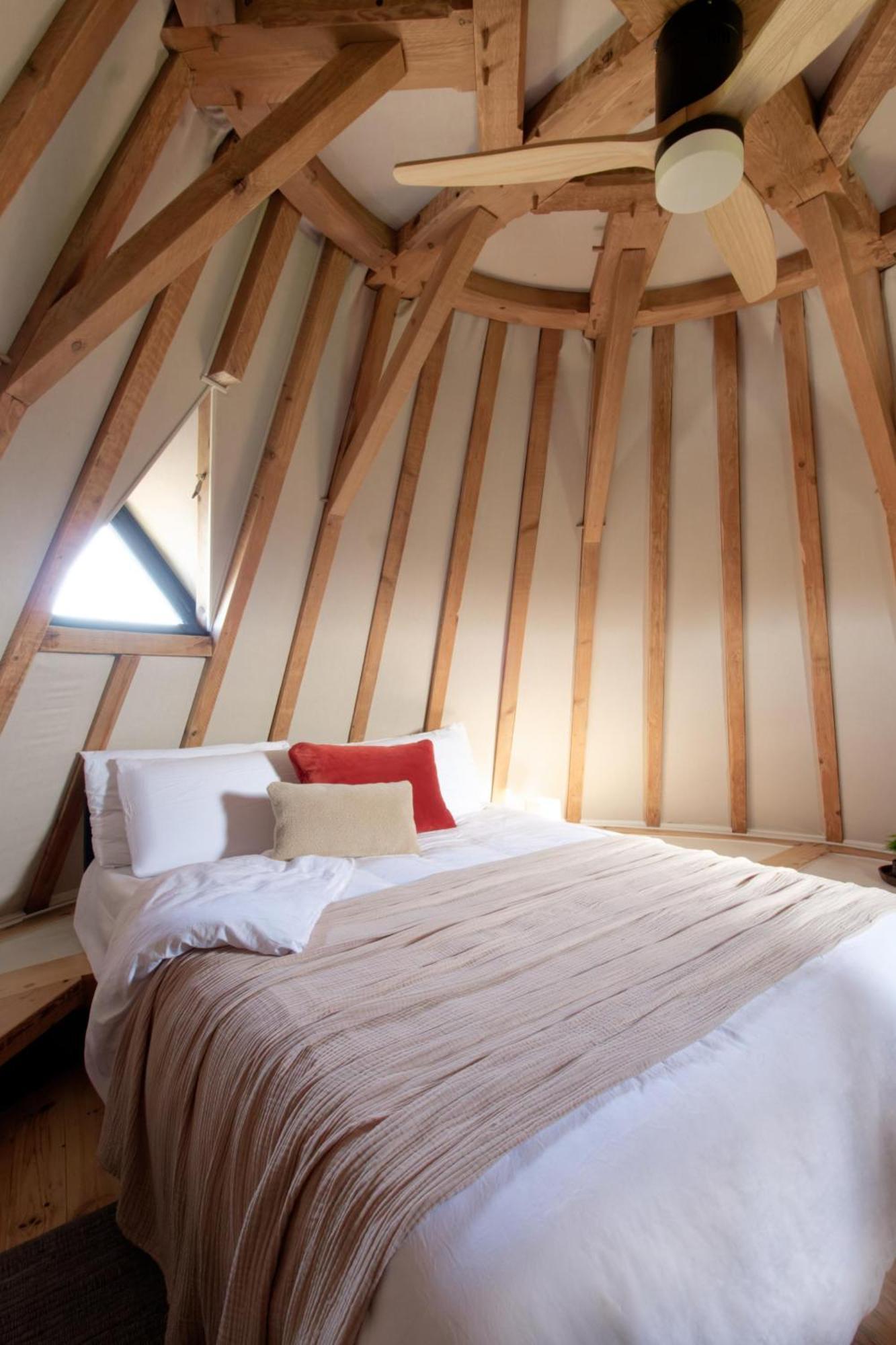 Enchanting Windmill Retreat Loubes-Bernac Екстериор снимка